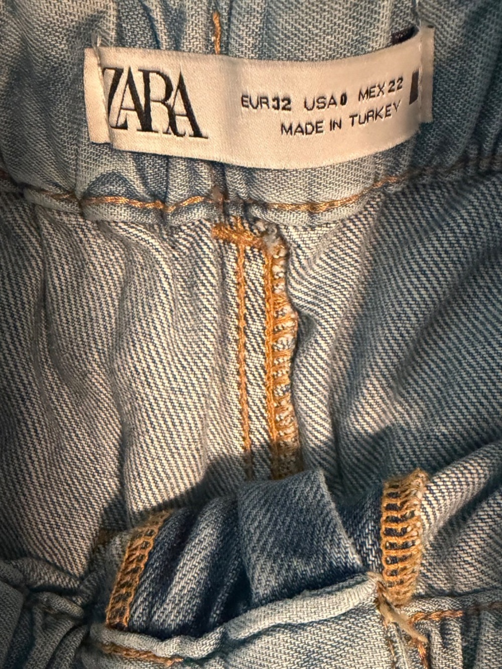 ZARA Paperbag High Waist Relaxed Fit Jeans - Size 0 - Picture 7 of 8